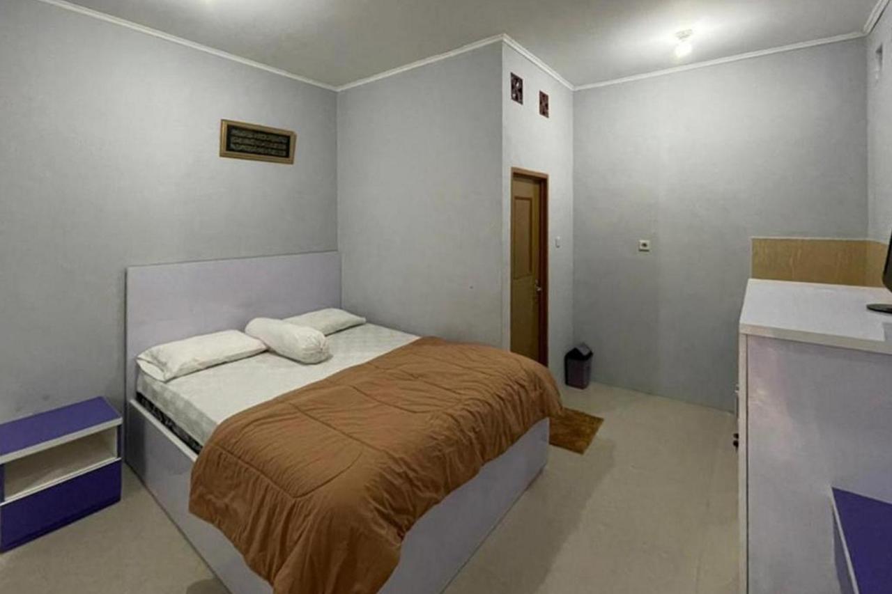 Hotel Syariah Citeko Redpartner Bogor